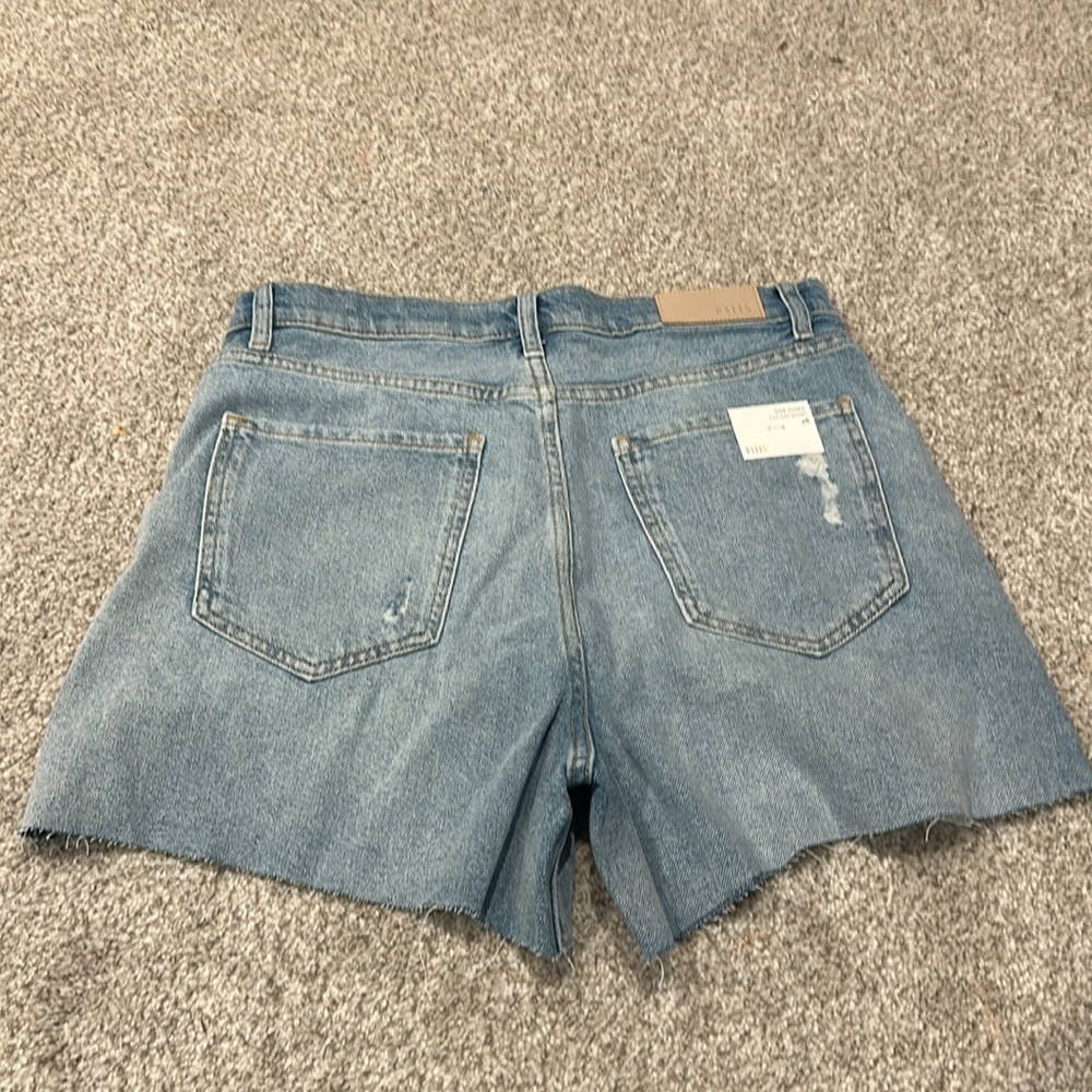 NWT Rails- The Zuma denim cut off shorts in Cloud Stine distress - Picture 9 of 10